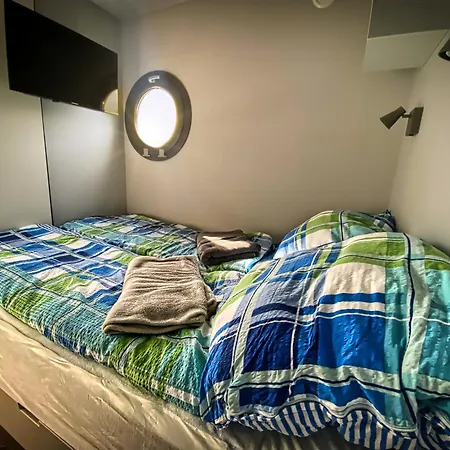 Vindua Marieke - Festlieger * Schwerin (Mecklenburg-Vorpommern)