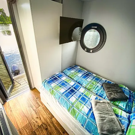 Vindua Marieke - Festlieger Úszó hotel *