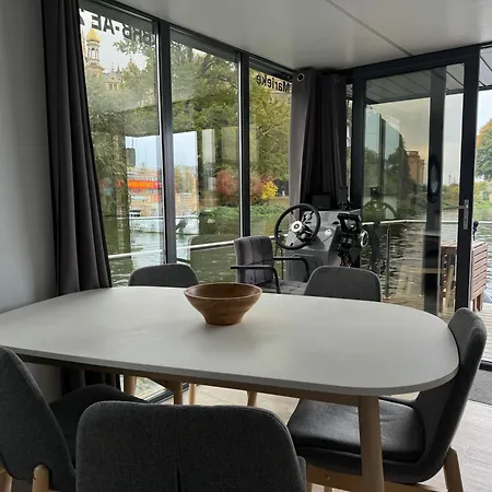 Vindua Marieke - Festlieger Hotel en barco Schwerin (Mecklenburg-Vorpommern)